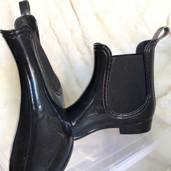 Kate & Mel Black Rubber Booties - Picture 1 of 4